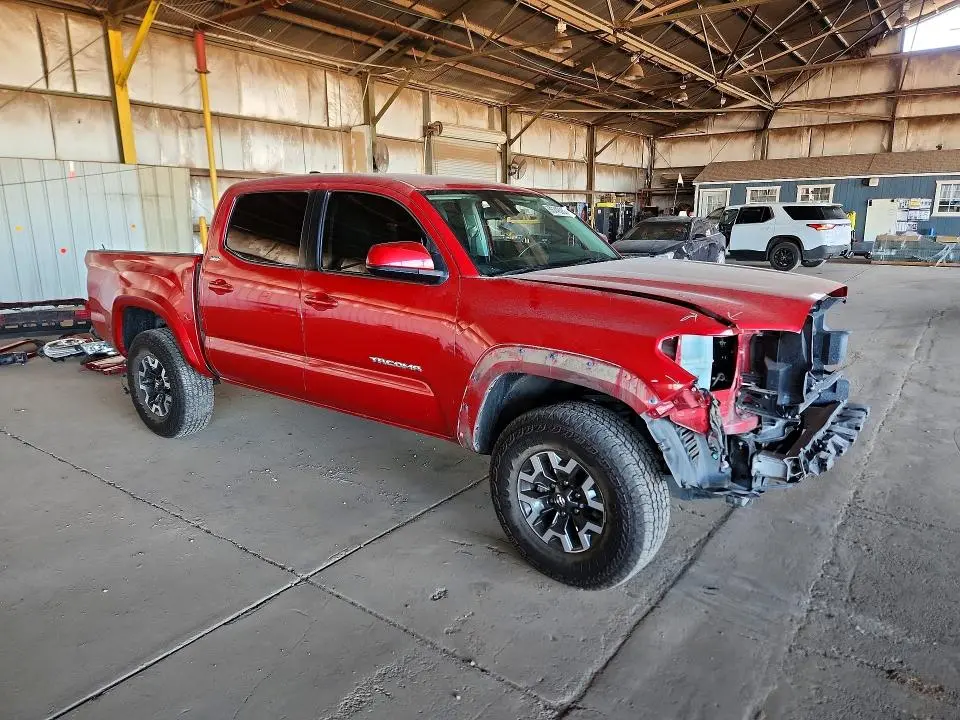 2022 TOYOTA TACOMA SR5 V6  