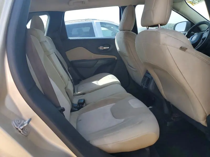 2015 JEEP CHEROKEE SPORT  