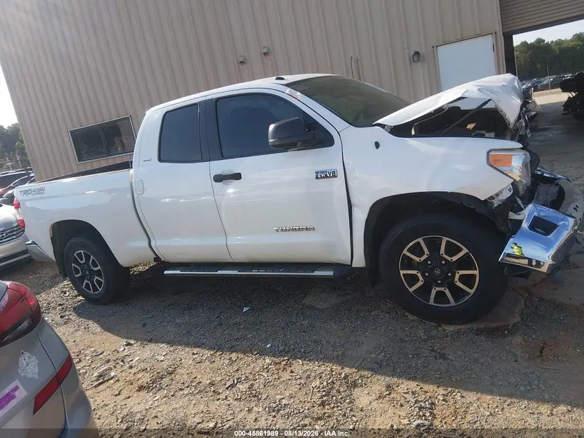 2017 TOYOTA TUNDRA SR5 5.7L V8