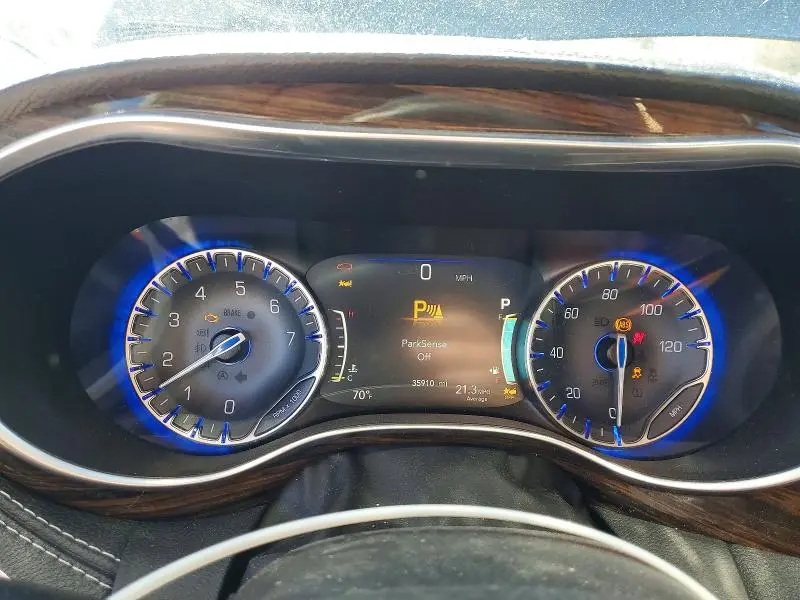 2021 CHRYSLER PACIFICA LIMITED  