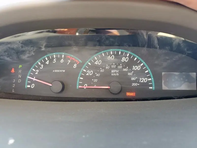 2011 TOYOTA YARIS BASE  