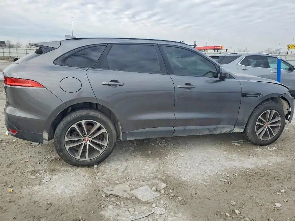 2017 JAGUAR F-PACE PREMIUM  