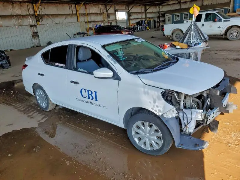 2017 NISSAN VERSA S  