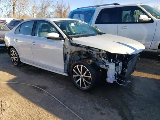 2017 VOLKSWAGEN JETTA SE  