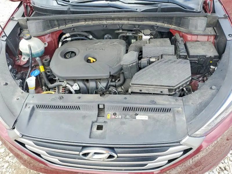 2017 HYUNDAI TUCSON SE  