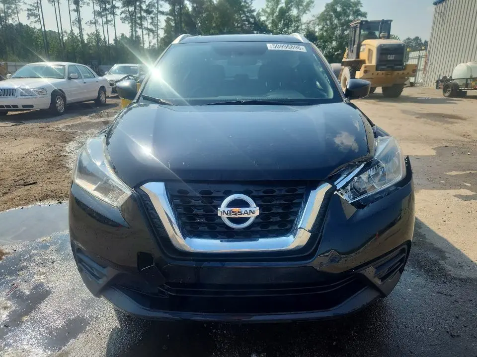 2019 NISSAN KICKS S  