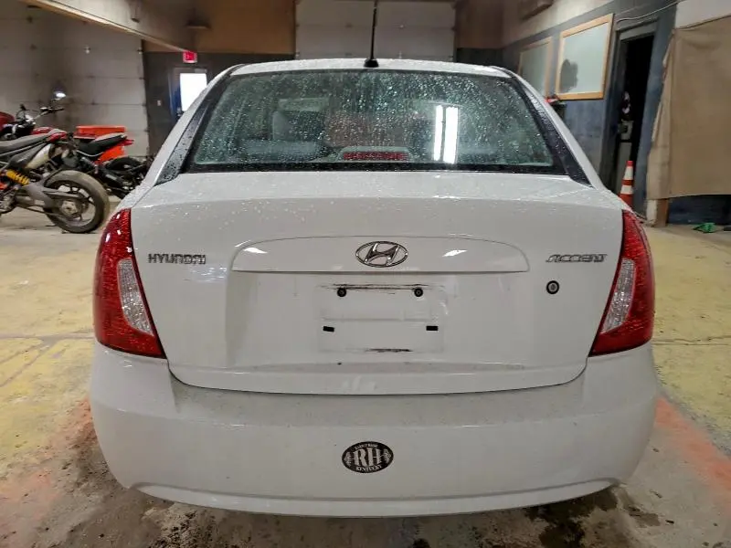 2010 HYUNDAI ACCENT GLS  