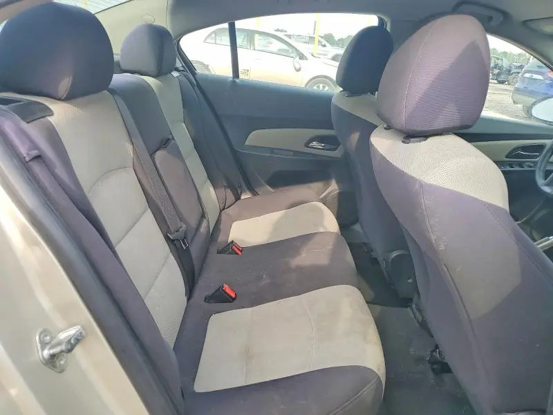 2013 CHEVROLET CRUZE LS  