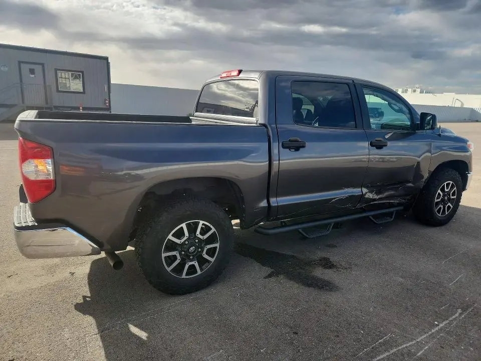 2016 TOYOTA TUNDRA SR5  