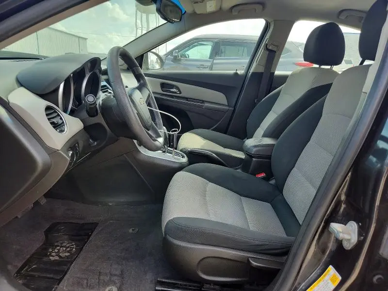 2012 CHEVROLET CRUZE LS  