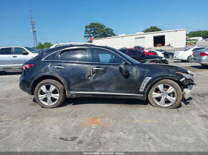 2011 INFINITI FX35  