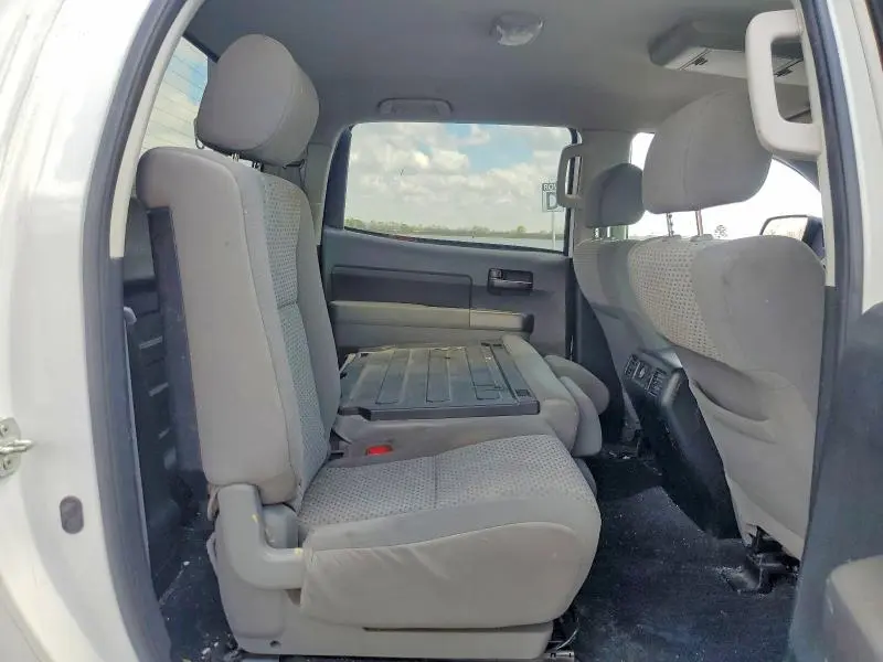 2013 TOYOTA TUNDRA GRADE  