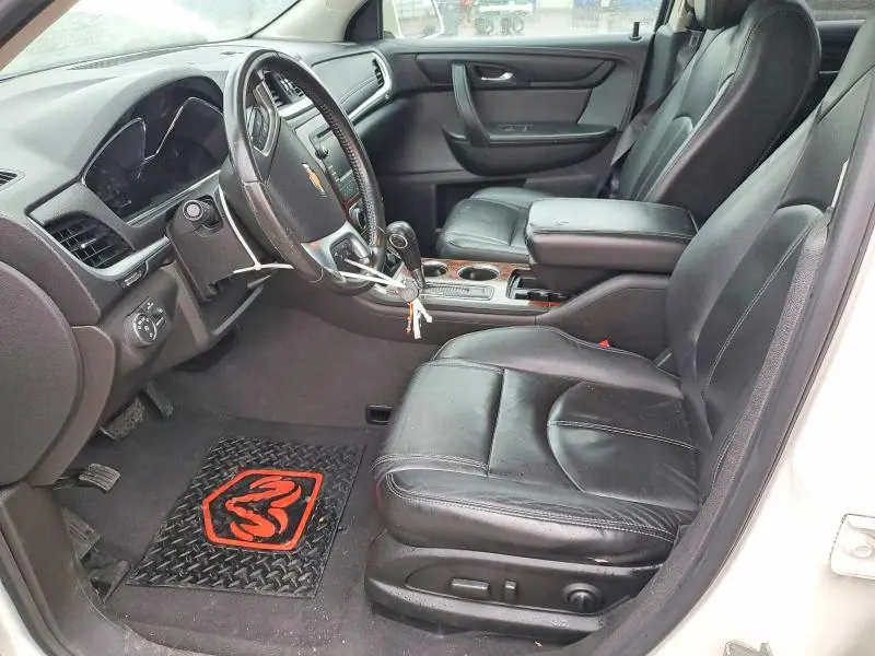 2013 CHEVROLET TRAVERSE LT  