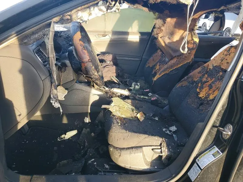 2013 VOLKSWAGEN JETTA BASE  