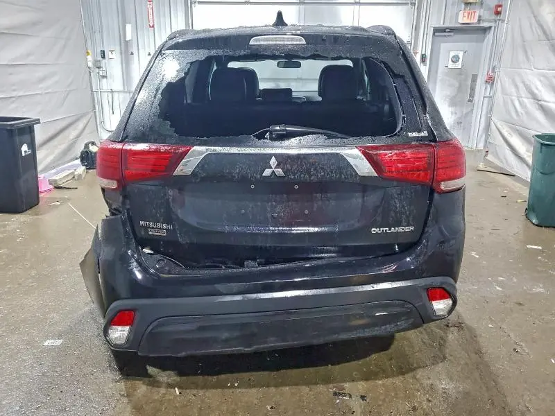 2019 MITSUBISHI OUTLANDER SE  