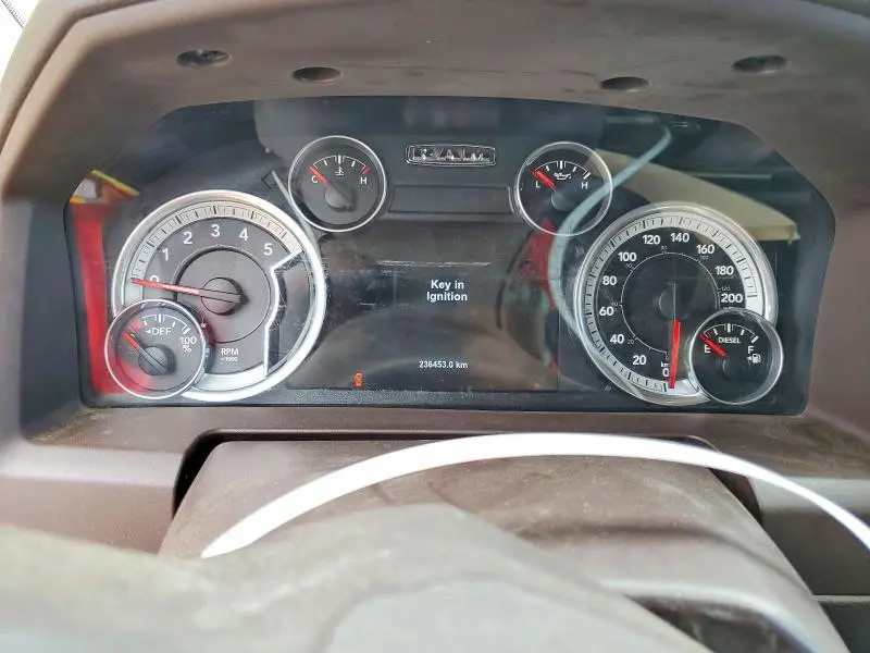 2015 RAM 1500 SLT  