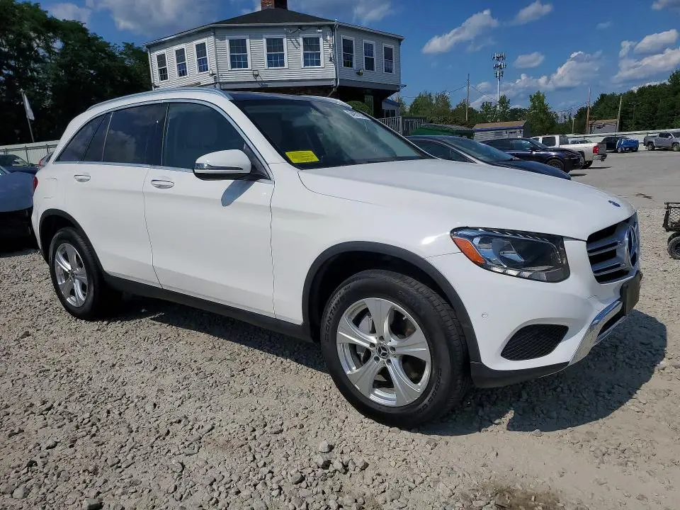 2017 MERCEDES-BENZ GLC 300 4MATIC  