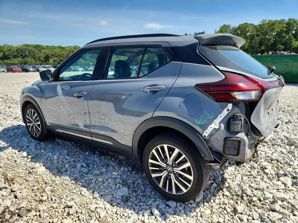 2021 NISSAN KICKS SR  