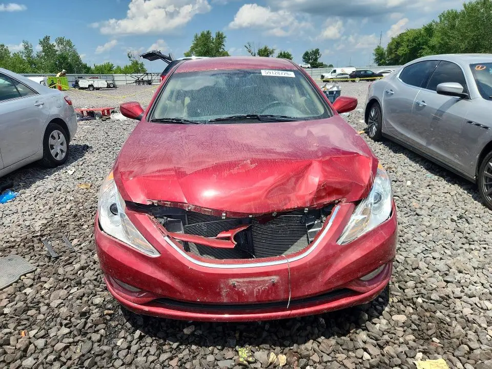 2013 HYUNDAI SONATA GLS  