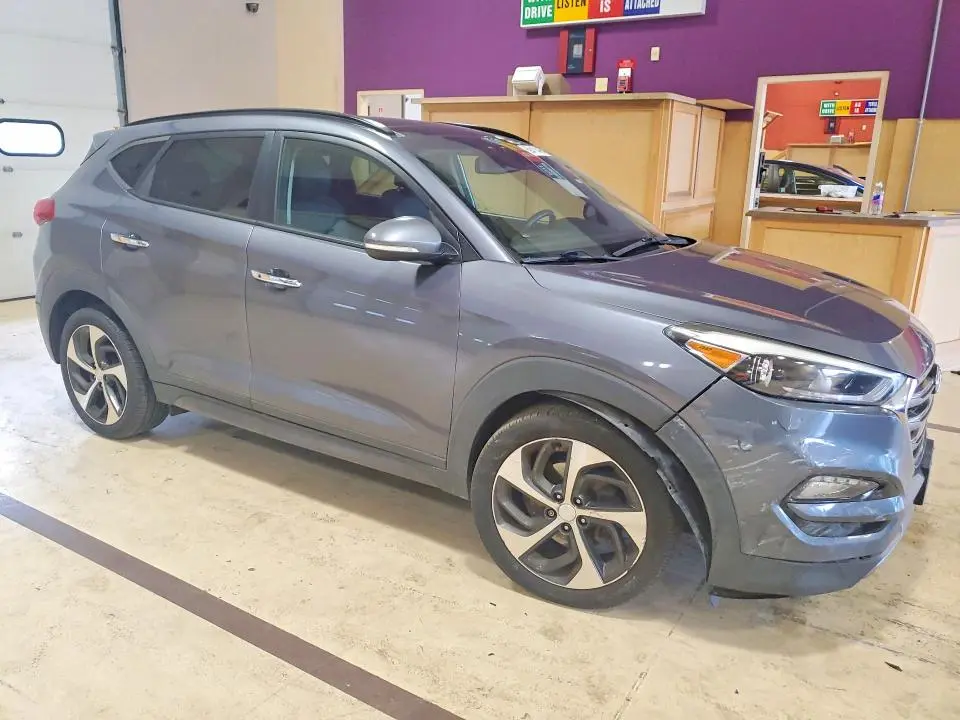 2016 HYUNDAI TUCSON LIMITED  