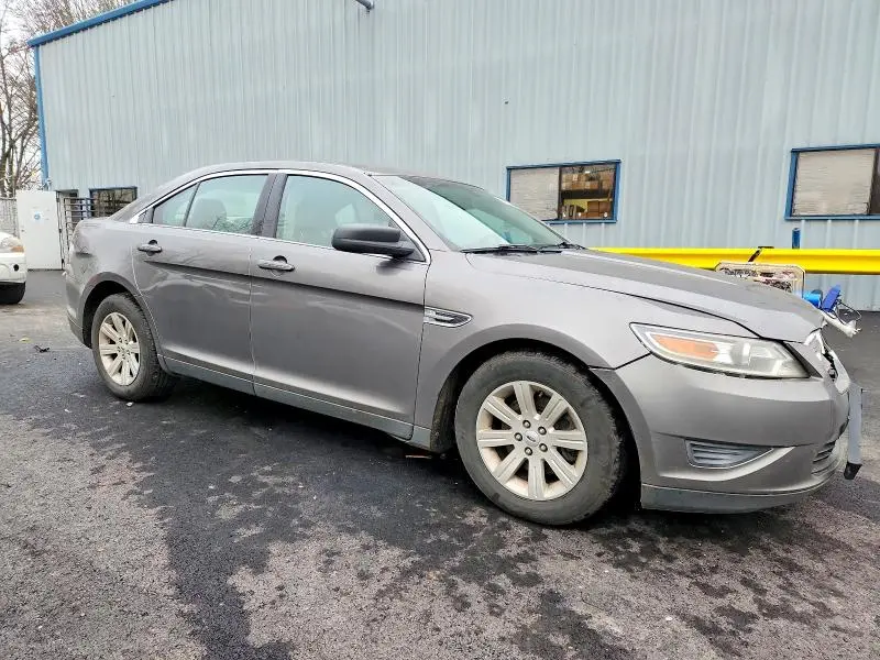 2012 FORD TAURUS SE  