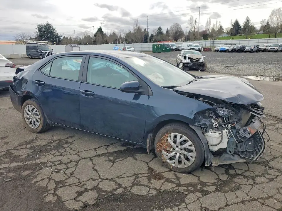 2017 TOYOTA COROLLA LE  