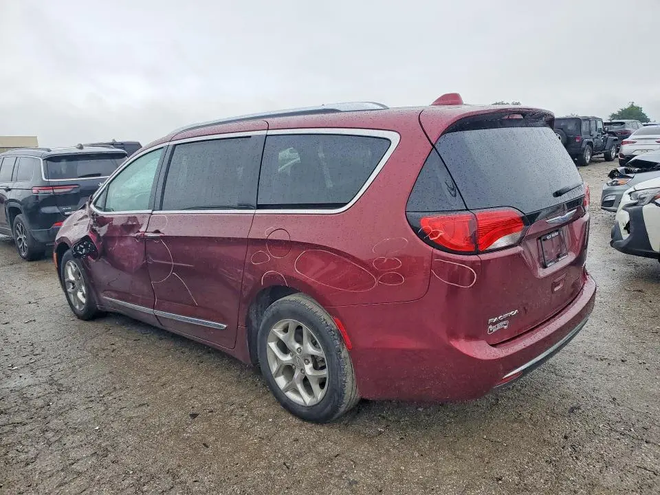 2018 CHRYSLER PACIFICA LIMITED  