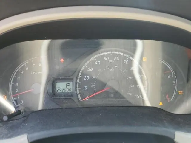 2011 TOYOTA SIENNA LE  
