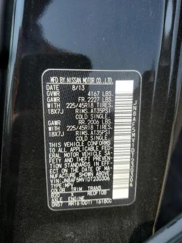 2013 NISSAN JUKE S  