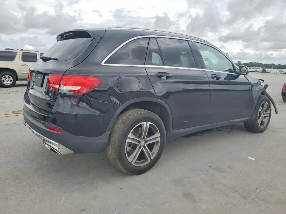 2016 MERCEDES-BENZ GLC 300  