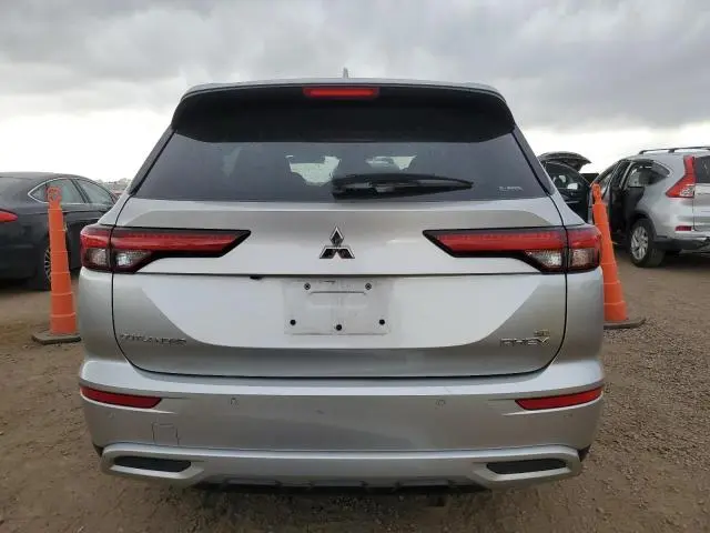 2025 MITSUBISHI OUTLANDER SE  