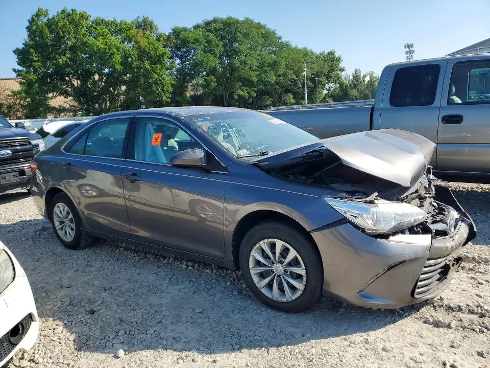2017 TOYOTA CAMRY LE  