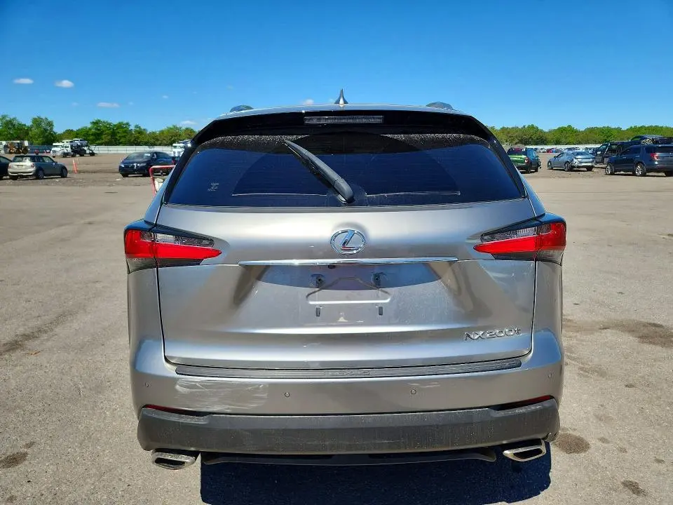2015 LEXUS NX 200T  