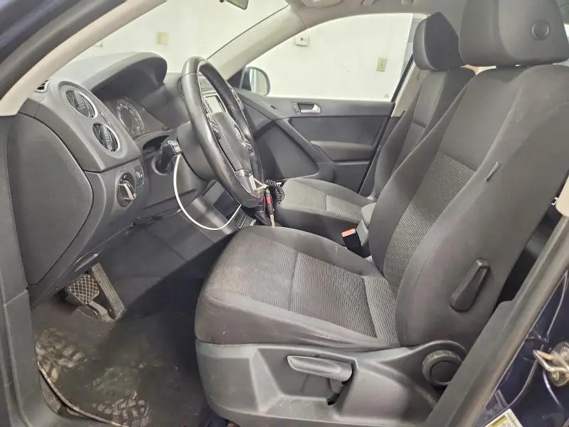 2015 VOLKSWAGEN TIGUAN S  