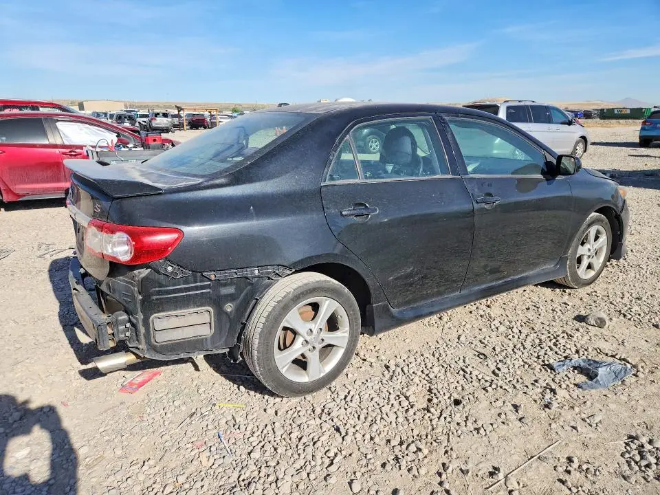 2011 TOYOTA COROLLA S  