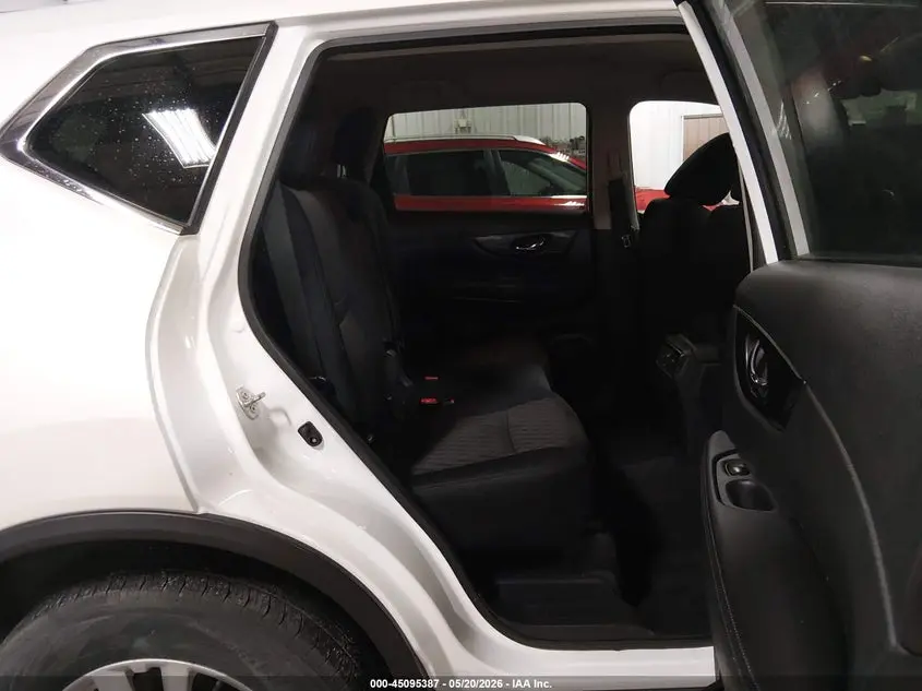 2018 NISSAN ROGUE SV