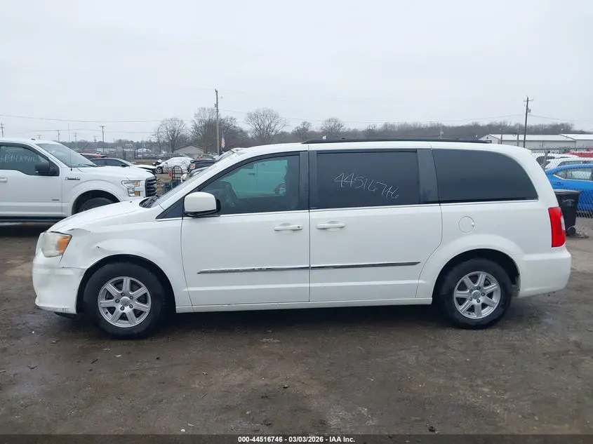 2012 CHRYSLER TOWN & COUNTRY TOURING