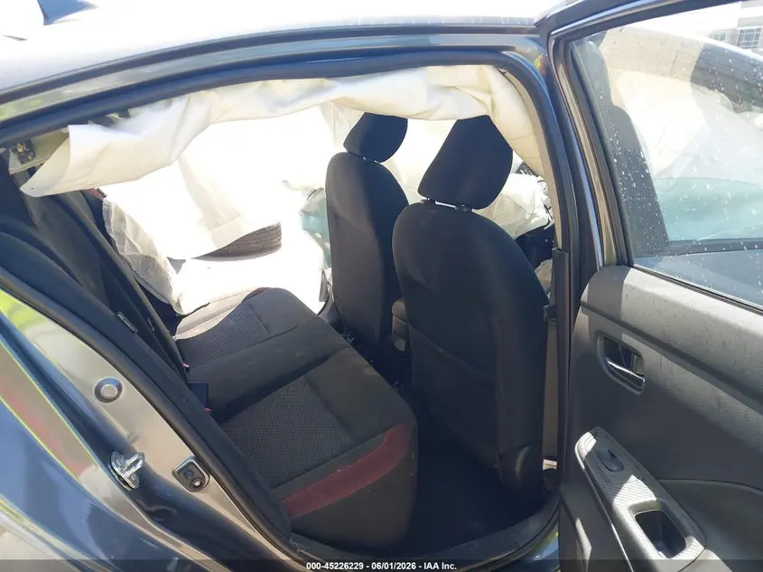 2025 NISSAN VERSA 1.6 SR