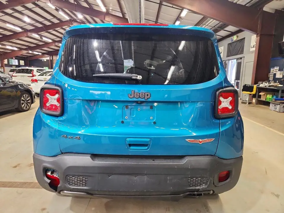 2021 JEEP RENEGADE LATITUDE  