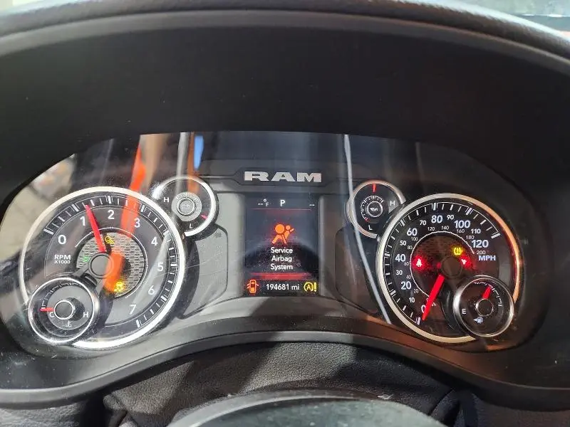 2019 RAM 1500 BIG HORN  