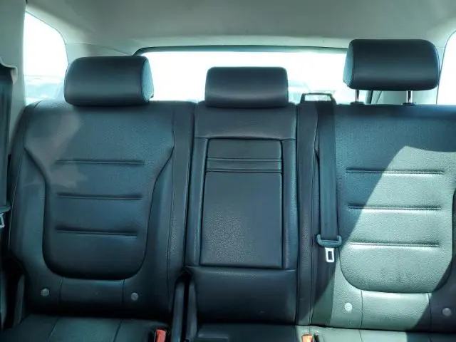 2012 VOLKSWAGEN TOUAREG V6 TDI  
