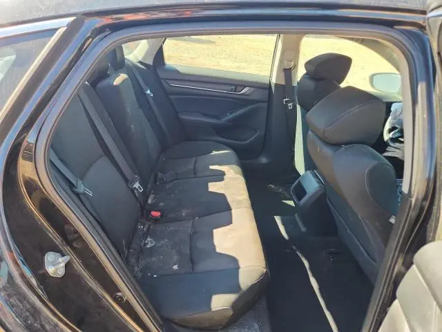 2018 HONDA ACCORD LX  