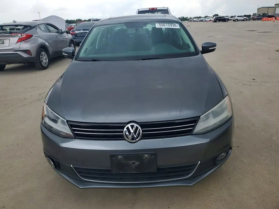 2012 VOLKSWAGEN JETTA SEL  