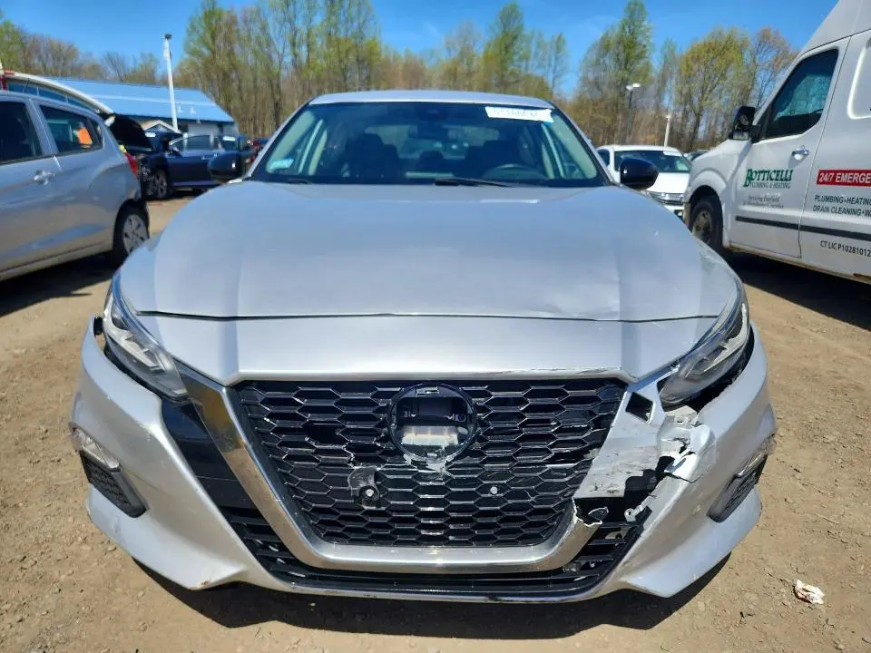2020 NISSAN ALTIMA SR  