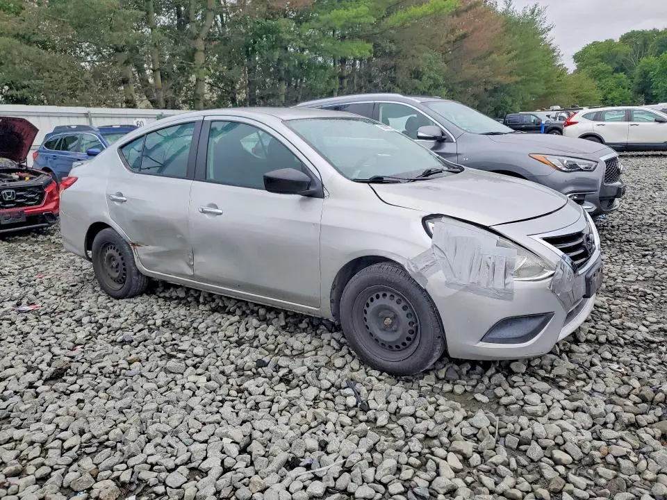 2015 NISSAN VERSA 1.6 SV  