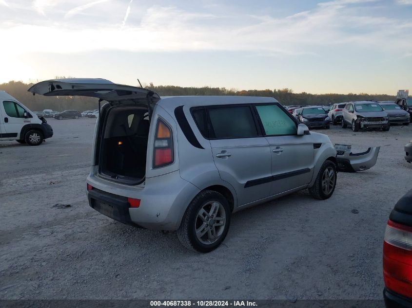 2011 KIA SOUL +