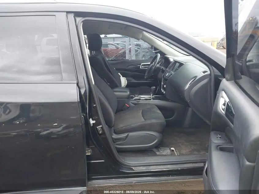 2018 NISSAN PATHFINDER SV