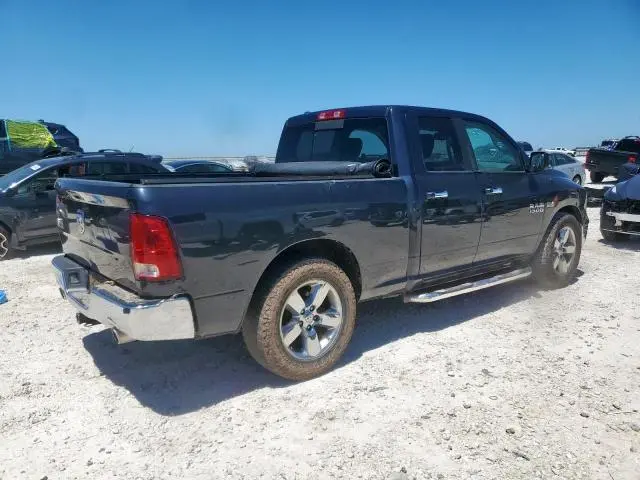 2016 RAM 1500 SLT  