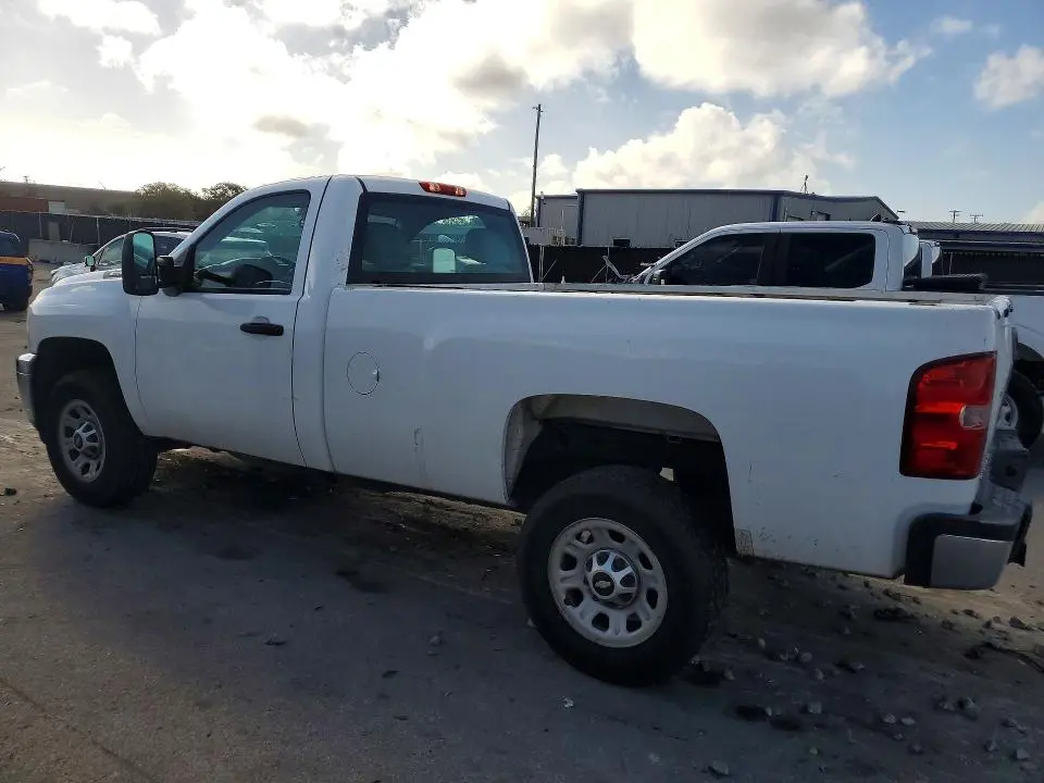 2013 CHEVROLET SILVERADO C2500 HEAVY DUTY  