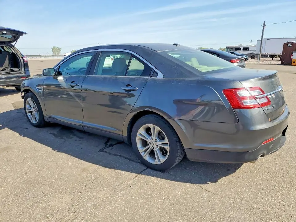 2016 FORD TAURUS SE  